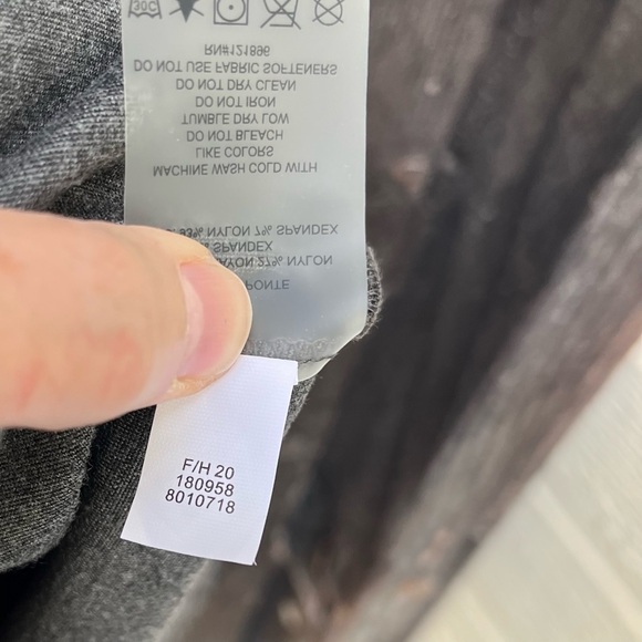 Title Nine Houndstooth Passport Ponte Skirt In Black & Charcoal Gray Sz S - Picture 10 of 12